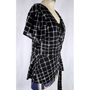 A.U.W Wrap Top Plaid Print Tie Waist Short Sleeve Blouse Black White Size M Chic